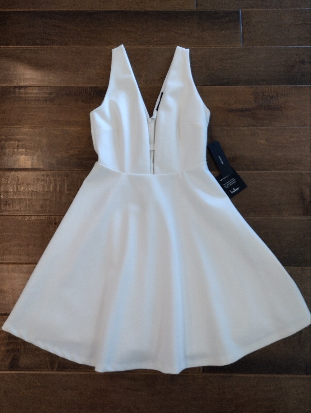 LULU'S Women's NWT white Take The Plunge deep v-neck skater dress - S - Picture 5 of 14